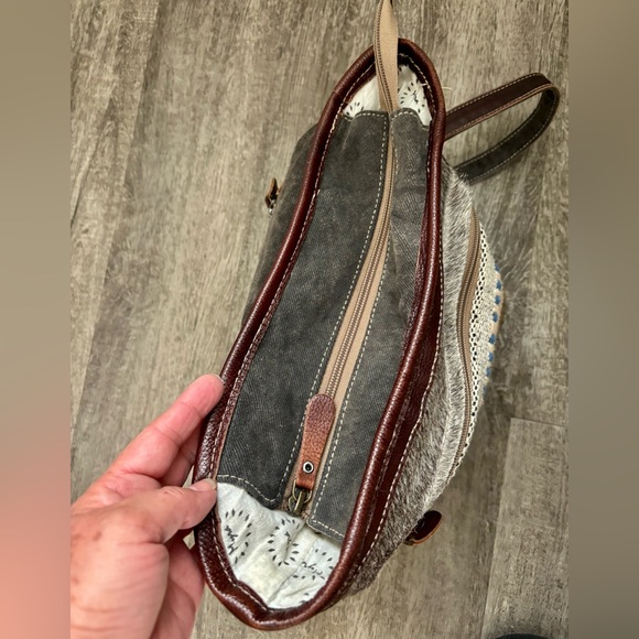 Myra Bag Cowhide Leather Western Hobo Cotton Adjustable Strap Crossbody Bag - Picture 8 of 15